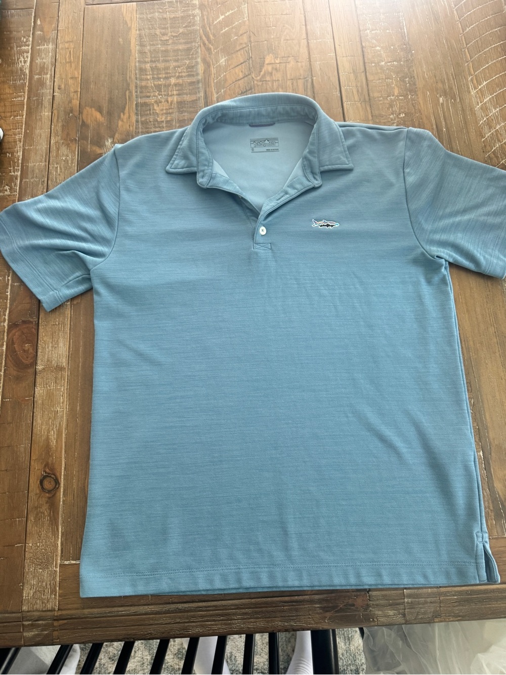 Patagonia Light Blue Polo with Embroidered Fish Patch - Picture 4 of 4
